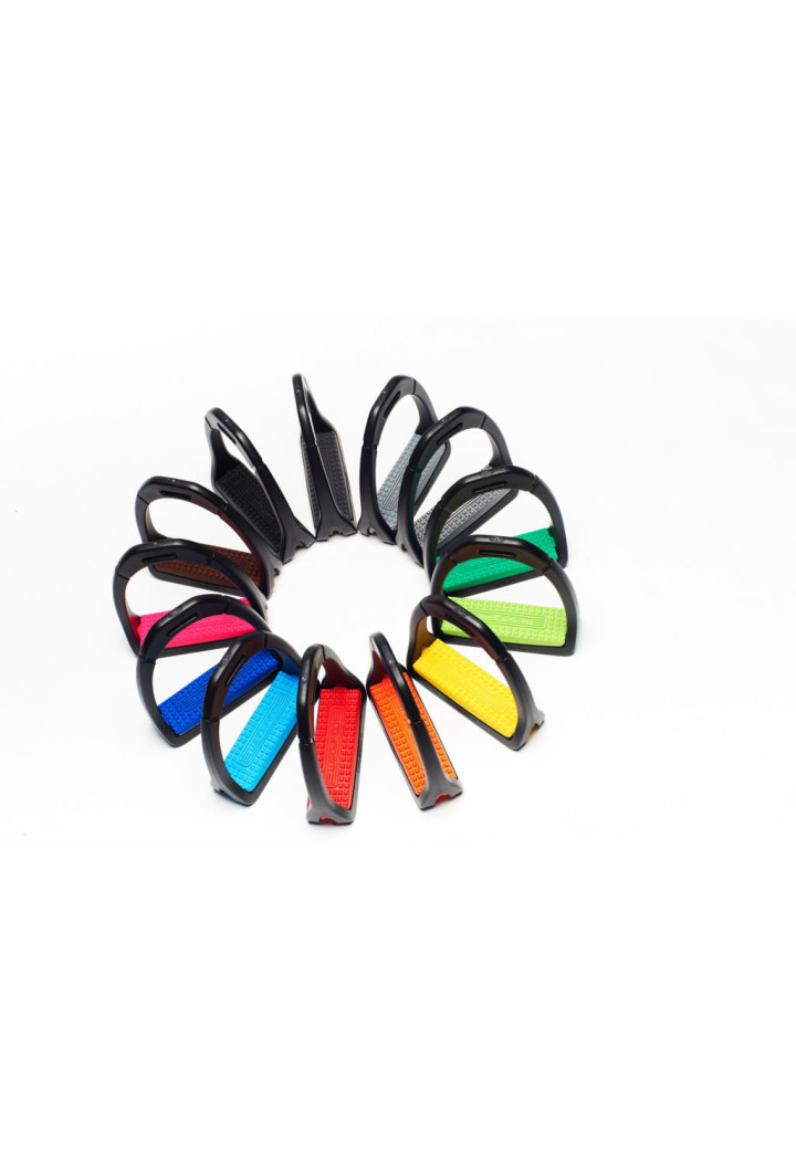 Stirrup treads COMPOSITI Profile Premium