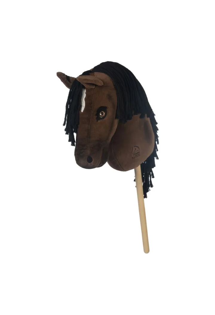 Kleines Pferd auf dem HKM Hobby Horse Avalon Stick
