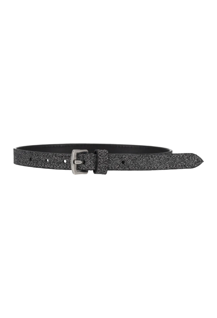 Straps to spur QHP Shine