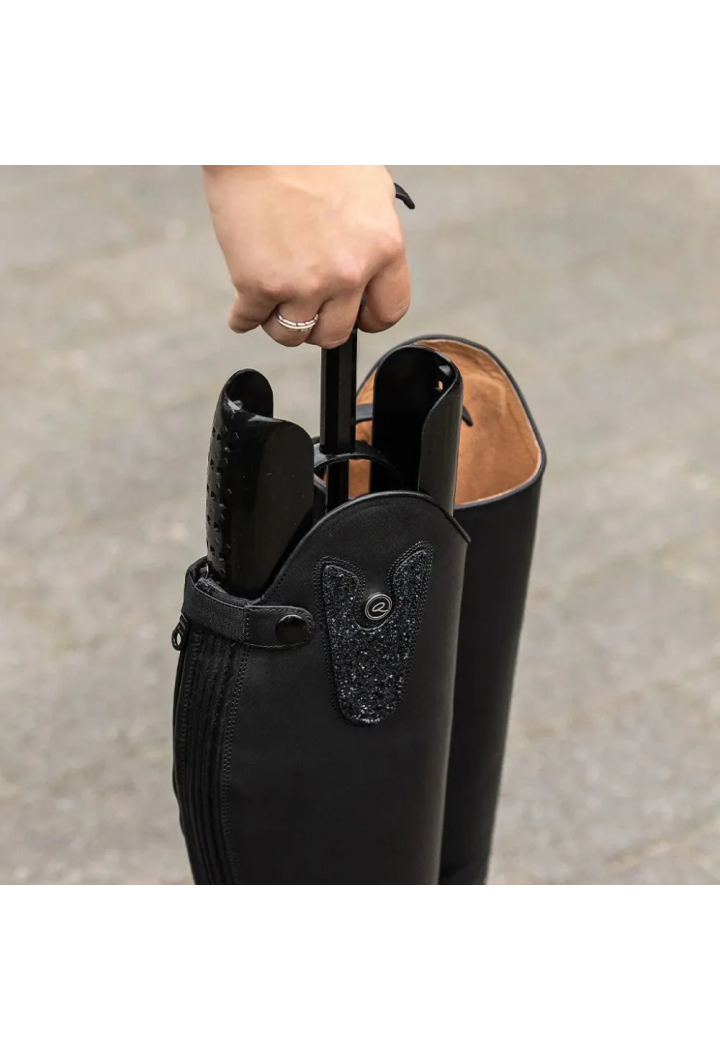 Boot shapers QHP plastic