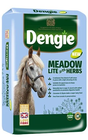 Sieczka dla koni DENGIE Meadow Lite with Herbs 15kg | Sklep jeździecki Horse-Trade.pl